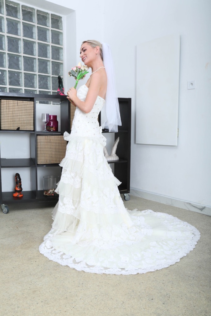 Emily-Belle-AH170-anal-15