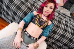 Kira-Roller-ev143879-anal-03