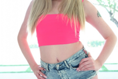 Lexi-Lore-ev170893-anal-01