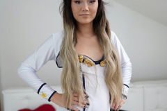 Sandra-Zee-NF231020-anal-01