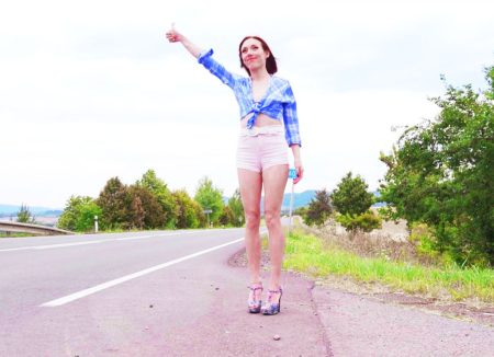 Indy Lix trades DP anal and urine for a ride